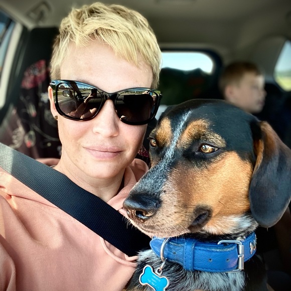 Meet your Posher, Megin - Picture 1 of 1